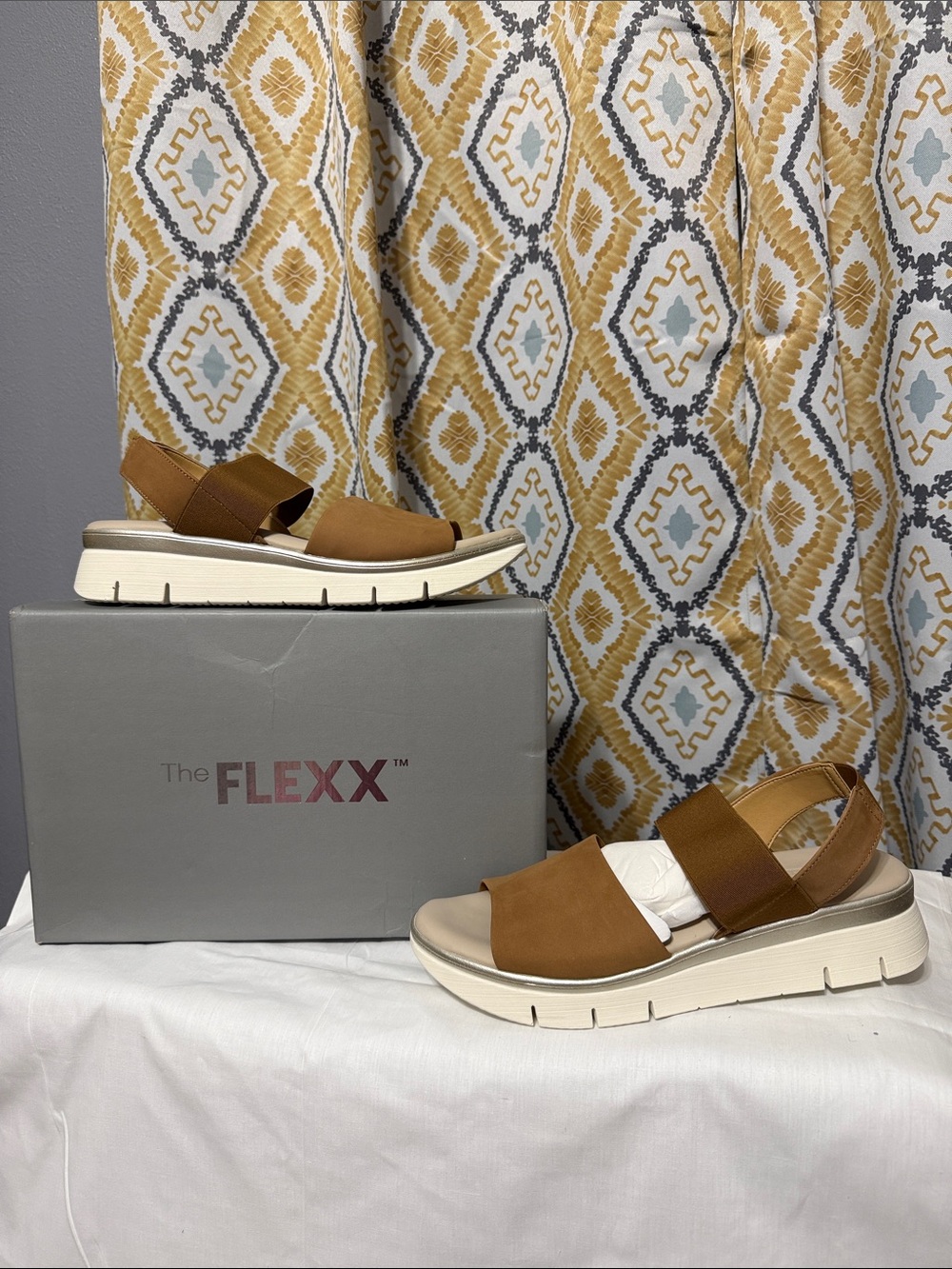 THE FLEXX Cognac Brown Leather Elastic Slingback Sandals